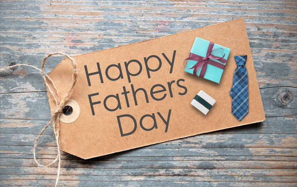 Happy fathers day handwritten on a label - Foto, Bild