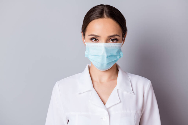 Closeup photo of attractive serious virologist doc lady experienced professional listen patient wear facial cotton mask medical uniform lab coat isolated grey background - Foto, Bild