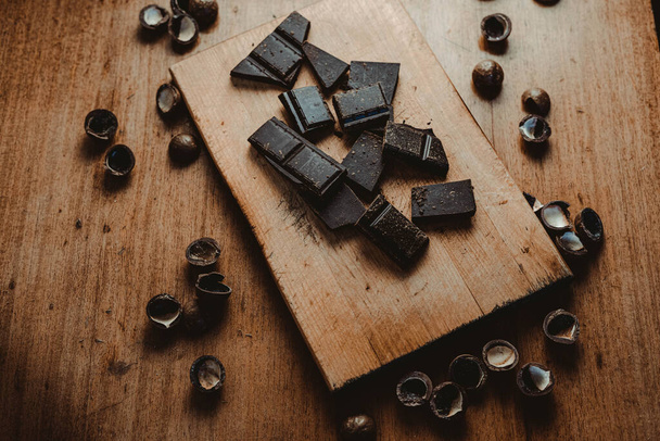 Yummy chocolate on a cutting board - Photo, Image