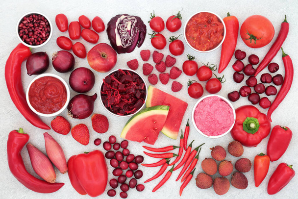 赤紫色の果物のアントシアニンが高いビーガン健康食品,野菜,ソース,サラダ&ディップ.食品はまた、ビタミン、ミネラル、抗酸化物質&食物繊維が非常に高い。免疫増強の概念.  - 写真・画像