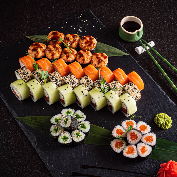 sushi set on the black background - Foto, Bild