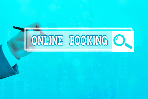 Σήμα κειμένου που δείχνει Online Booking. Η εννοιολογική φωτογραφία επιτρέπει στους καταναλωτές να κάνουν κράτηση για δραστηριότητα μέσω της ιστοσελίδας. - Φωτογραφία, εικόνα