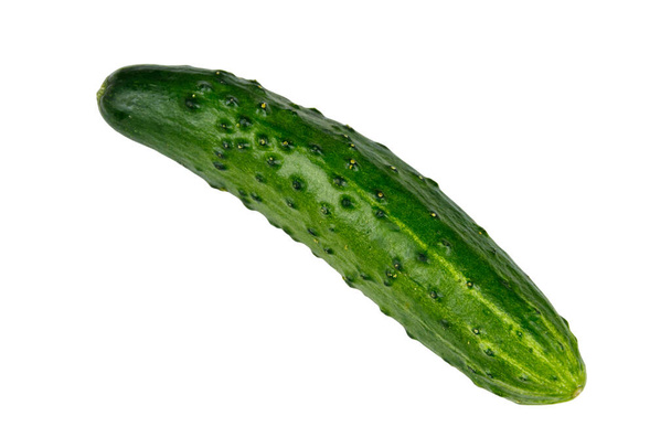 concombre vert frais isolé sur fond blanc - Photo, image