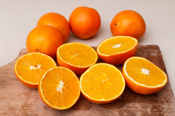 How to make a fresh orange juice. Step by step, tutorial. Healthy food - 写真・画像