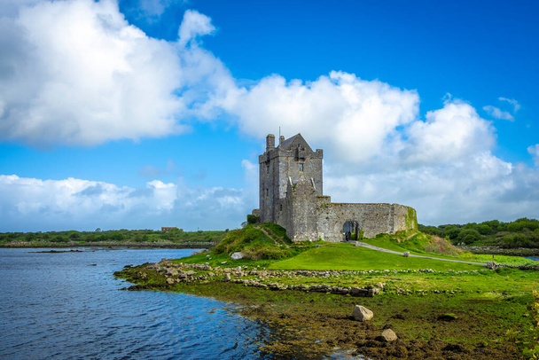 Château historique de Dunguaire près de Kinvara, Co Galway - Photo, image
