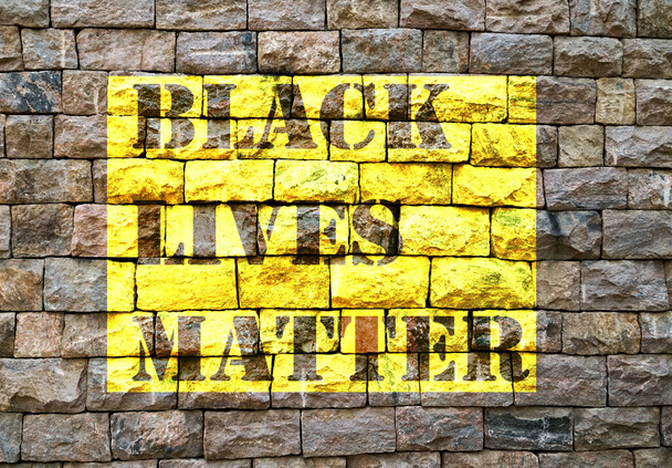 ブラックライフ物質のスローガン解放バナーデザイン黄色のステンシル古いレンガの壁の背景テクスチャ石 - 写真・画像