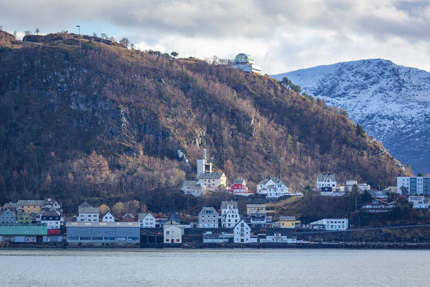 Cidade velha Alesund no mar norueguês - Foto, Imagem