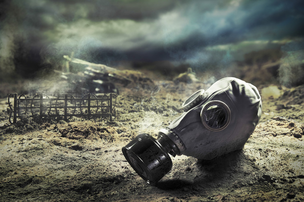 Máscara de gás na sequência da guerra
 - Foto, Imagem