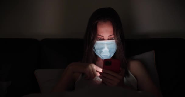 Mobiles Sucht- oder Schlaflosigkeitskonzept - Filmmaterial, Video