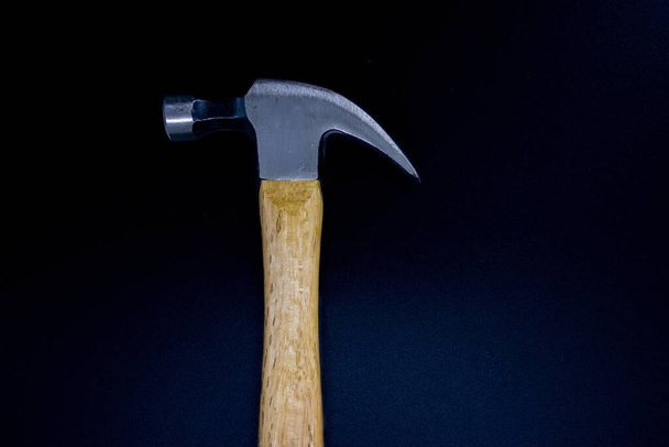 hay diferentes tipos de martillos para diferentes usos
 - Foto, Imagen