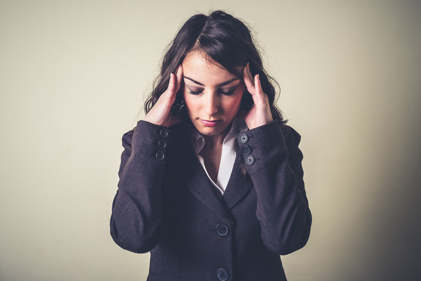 stressed beautiful young businesswoman - Foto, Imagen