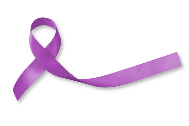Хвороби Альцгеймера (AD) Усвідомлення з пурпуровою стрічкою (шлях відсікання) на допомогу вручну для підтримки концепції Всесвітнього дня альцгеймера (місяць) - Фото, зображення