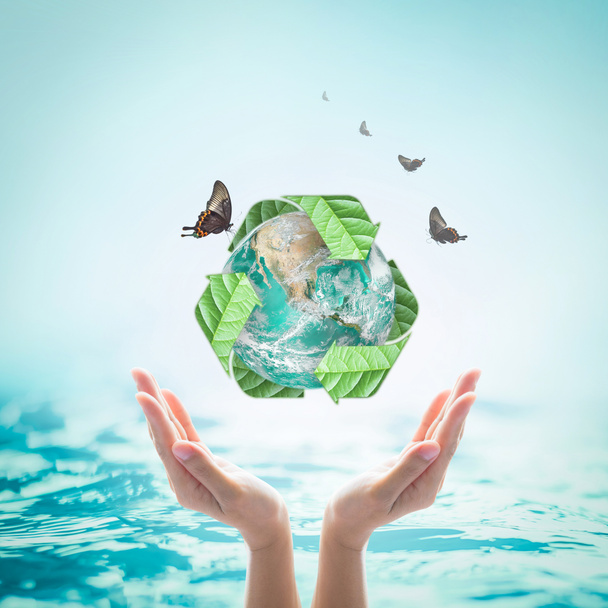 Szennyvíz-újrahasznosítás, környezetbarát és a biológiai fenntarthatóság megőrzésének koncepciója: A NASA által biztosított arculat elemei - Fotó, kép