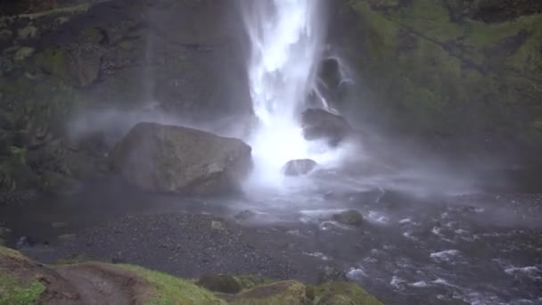 Kvernufoss waterfall in southern Iceland, on a golden ring. - Imágenes, Vídeo