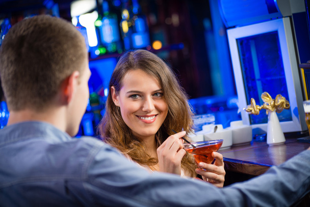 young woman in a bar - Foto, Bild
