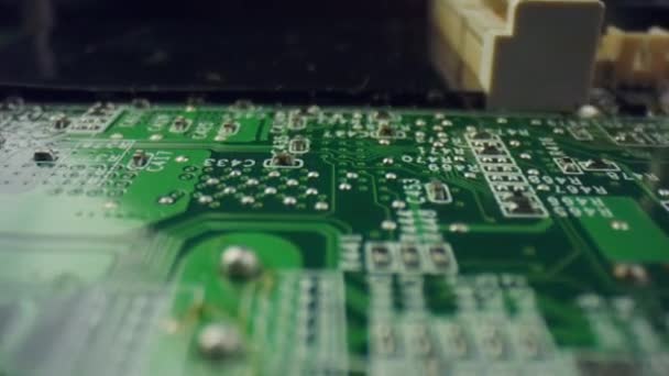 High-Tech elektronische Leiterplatte. Computermotherboard mit Komponenten - Filmmaterial, Video