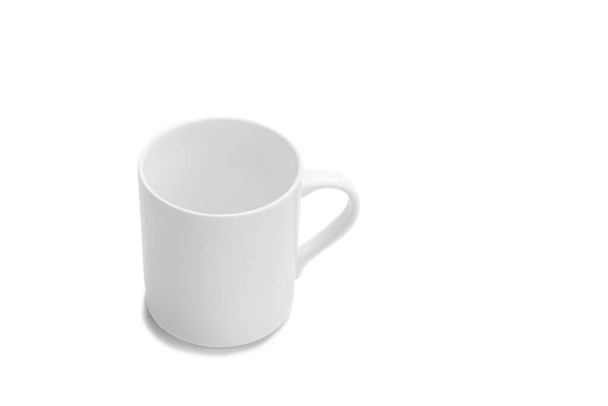 Taza blanca, taza con camino de recorte en blanco aislado
 - Foto, imagen
