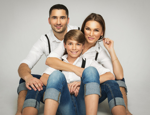 Young happy family - Foto, imagen