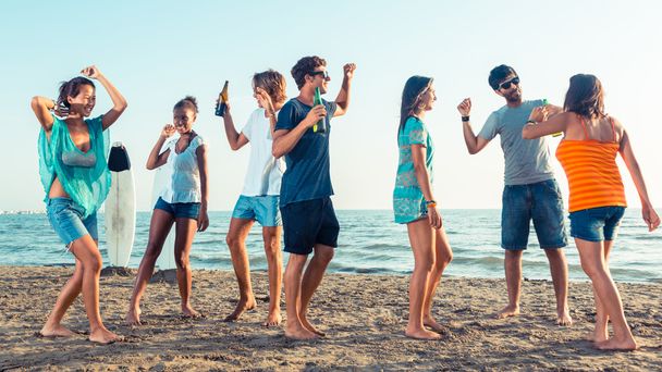 Group of Friends Having a Party on the Beach - Fotografie, Obrázek