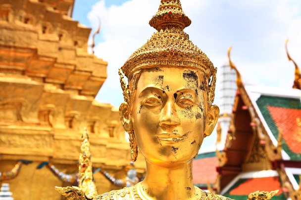 Golden statue of a Kinnara - Φωτογραφία, εικόνα