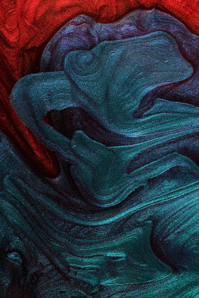 マルチクロム液体ネイルポリッシュ、コピースペース付き抽象バナー化粧コンセプト液体ネイルラッカーの創造的な波。現代の背景。. - 写真・画像