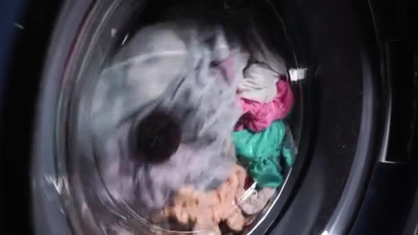 Trommel der Waschmaschinendrehungen, Hygiene, Wäscherei - Filmmaterial, Video