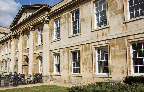 The Georgian West Front of Emmanuel College, Cambridge. Part of Cambridge University, dating back to the sixteenth century. This part of the College was built in the mid eighteenth century. - 写真・画像