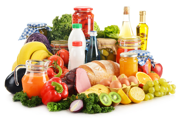 Composición con variedad de productos de comestibles aislados en blanco
 - Foto, imagen