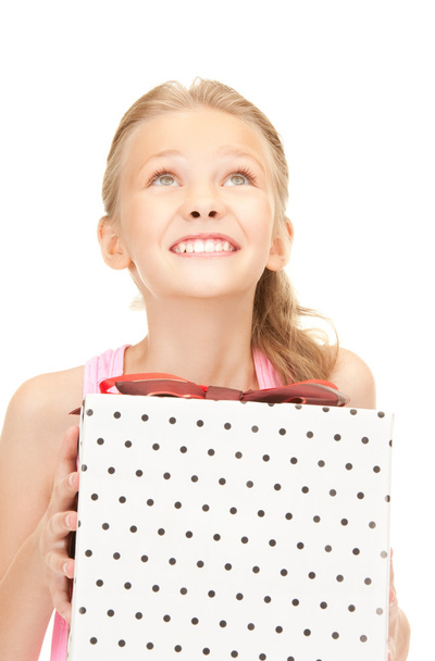 Happy girl with gift box - Foto, afbeelding