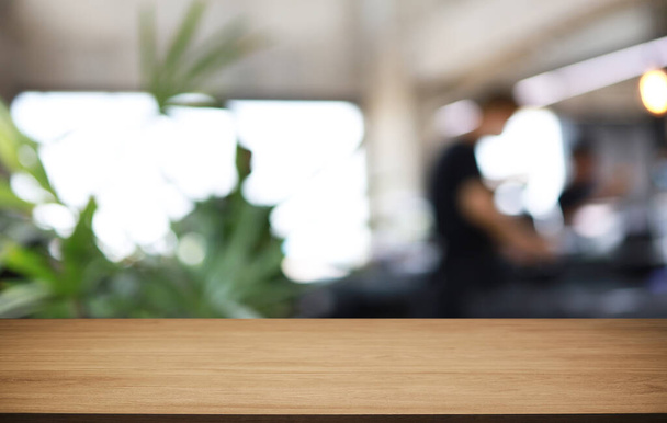 Wood Table Top in Blur Háttérszoba belső tér üres másolási hellyel  - Fotó, kép