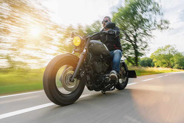 Мотоциклетний подрібнювач високої потужності
 - Фото, зображення