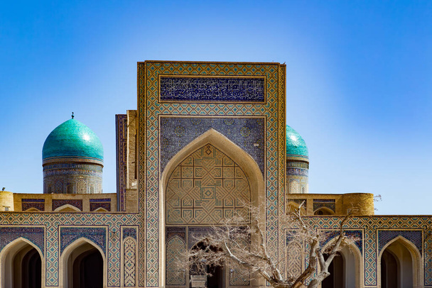 ブハラ,ウズベキスタンのポイ・カランモスク - 写真・画像