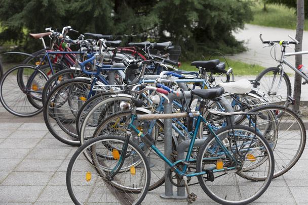 Велосипеди в місті
 - Фото, зображення