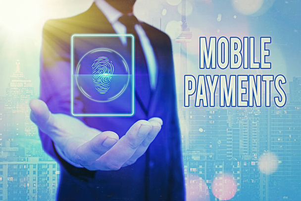 Sinal de texto mostrando pagamentos móveis. Foto conceitual transação financeira processada através de um smartphone
. - Foto, Imagem