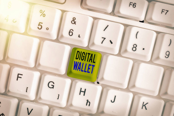 Signo de texto que muestra Digital Wallet. Foto conceptual una cuenta financiera que permite crear una transacción en línea
. - Foto, Imagen