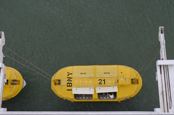 Yellow life boat - Photo, Image