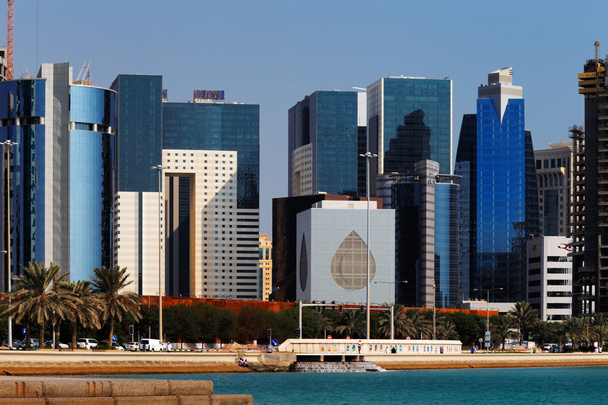 Ντόχα, Κατάρ: κατασκευή σύγχρονους πύργους συνεχίζει - Φωτογραφία, εικόνα