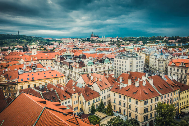 Wspaniała architektura średniowiecznej Pragi, wycieczka do Europy - Zdjęcie, obraz
