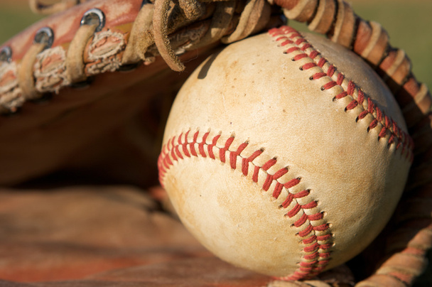 baseball-egy kesztyű - Fotó, kép