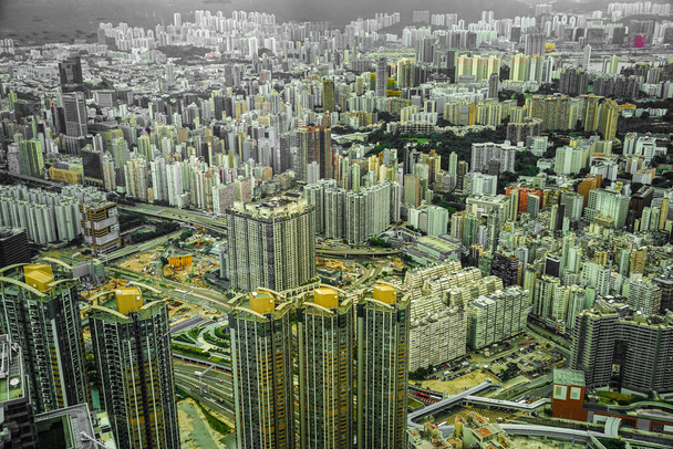 horizonte de Hong Kong visível a partir do observatório de Sky100
 - Foto, Imagem