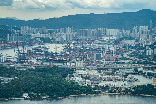 horizonte de Hong Kong visible desde el observatorio de Sky100
 - Foto, imagen