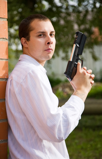 Man with gun - Foto, Imagen