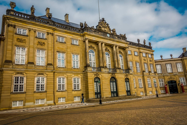 Beautiful Copenhagen architecture, travel around Copenhagen - Foto, afbeelding