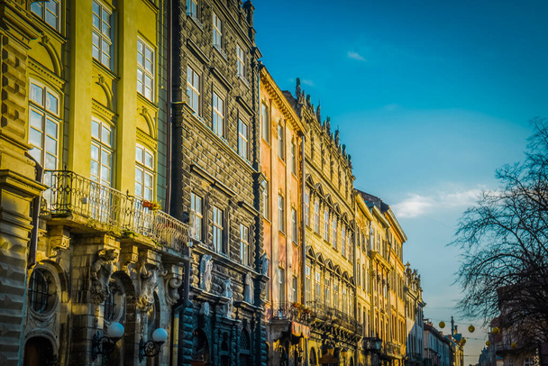Великолепная зима львовская архитектура и улицы
 - Фото, изображение