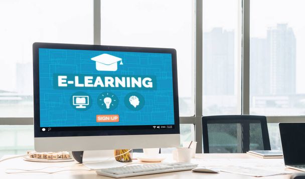 E-learning and Online Education for Student and University Concept. Videokonferencia-hívástechnológia digitális tréning elvégzéséhez a hallgatók számára, hogy távoli tanulást végezzenek bárhonnan. - Fotó, kép