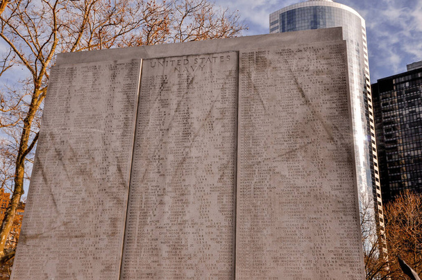 New York City, USA - January 12, 2019: The East Coast Memorial in memory of combat in the vast Atlantic Ocean during World War 2,The Battery Park, NYC, USA. - Fotografie, Obrázek