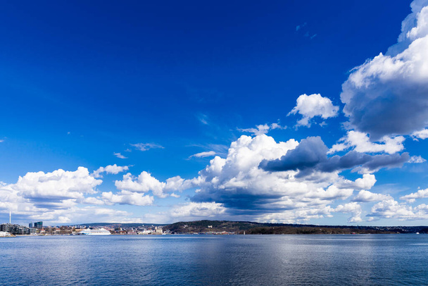 Panoramatický výhled na Oslo z poloostrova Bygdoy. Norsko - Fotografie, Obrázek