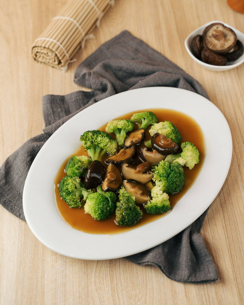 Stir-fried Broccoli with Shitake Mushroom - Photo, Image