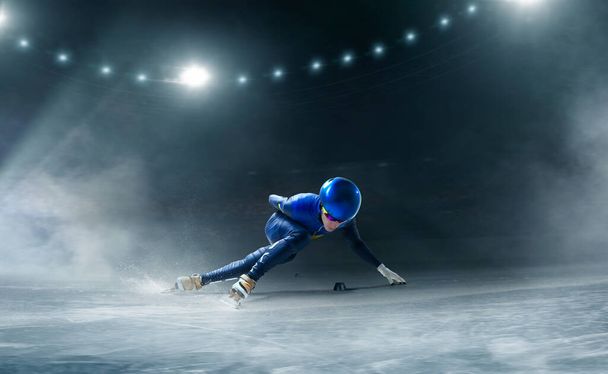 Short track speed skating male athlete. - Photo, Image