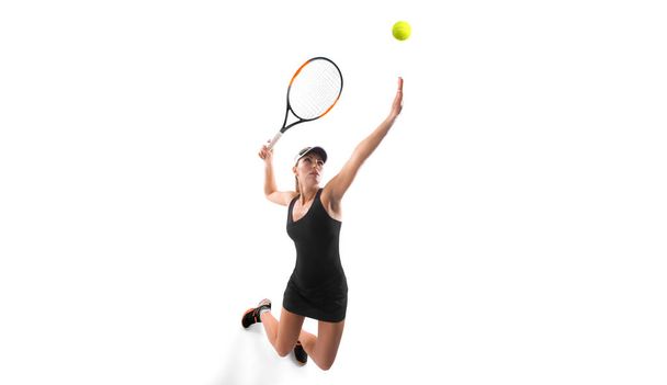 Nuori tyttö pelaa tennistä - Valokuva, kuva